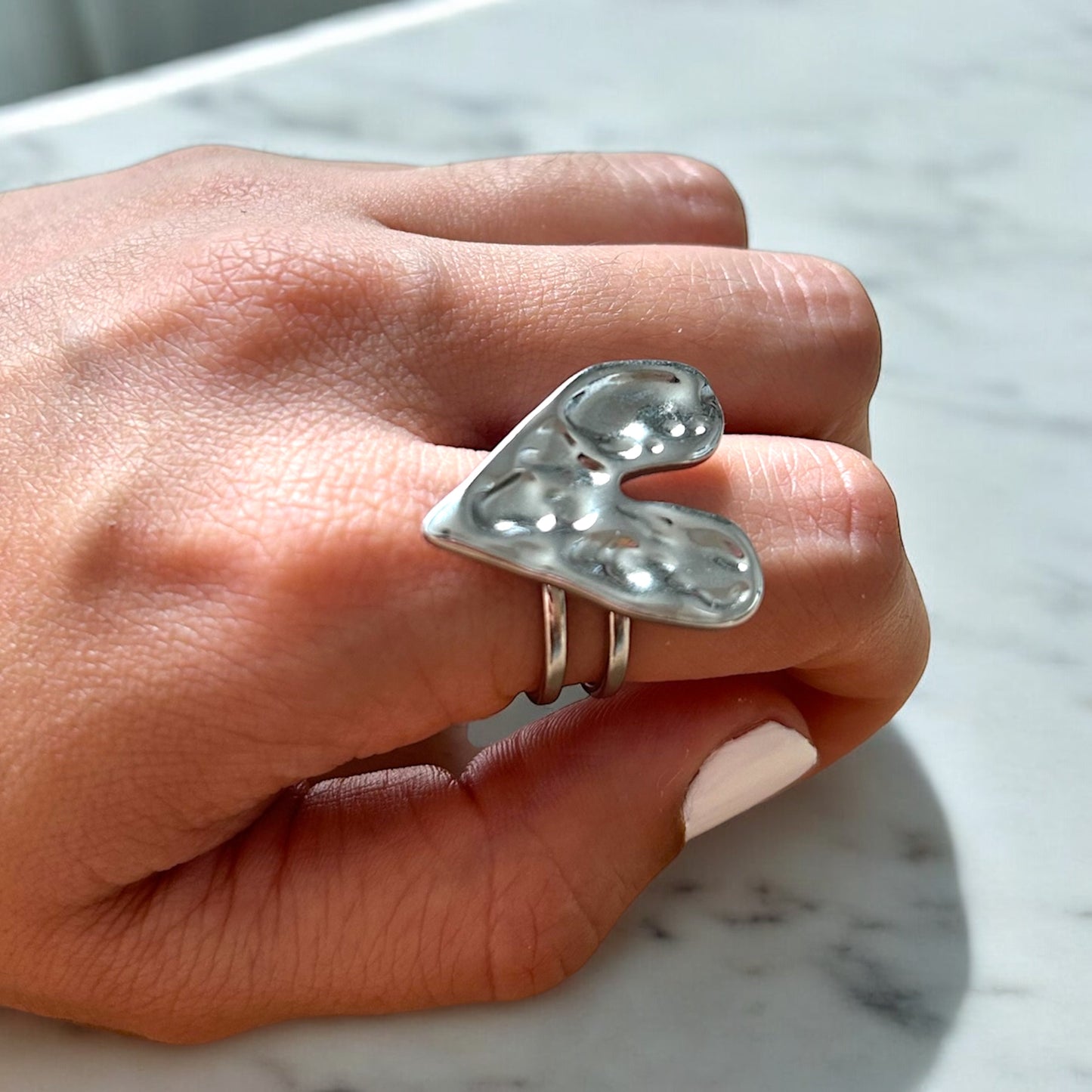 Anillo Corazón Lapidado